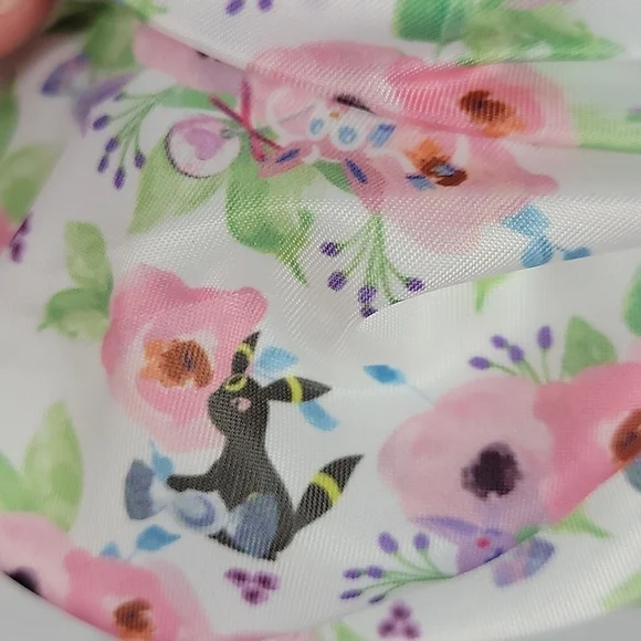 NWT Pokemon Eevee floral pouch from Japan Kuji - Picture 4 of 7